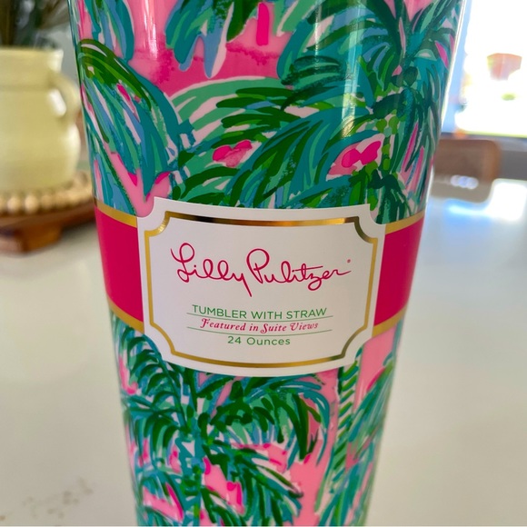Lilly Pulitzer Tumbler with Straw Featured in Suite Views 24oz - NEW! - Picture 7 of 8